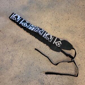 Black & White Aztec Camera Strap, GUC